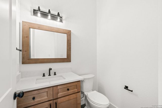 115 Dowdy, San Antonio, TX 78204