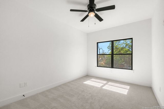 115 Dowdy, San Antonio, TX 78204