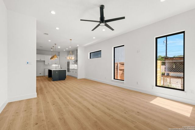 115 Dowdy, San Antonio, TX 78204