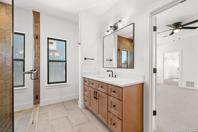 115 Dowdy, San Antonio, TX 78204