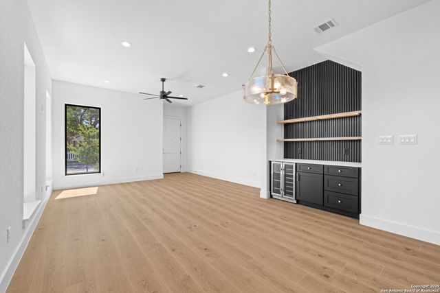 115 Dowdy, San Antonio, TX 78204