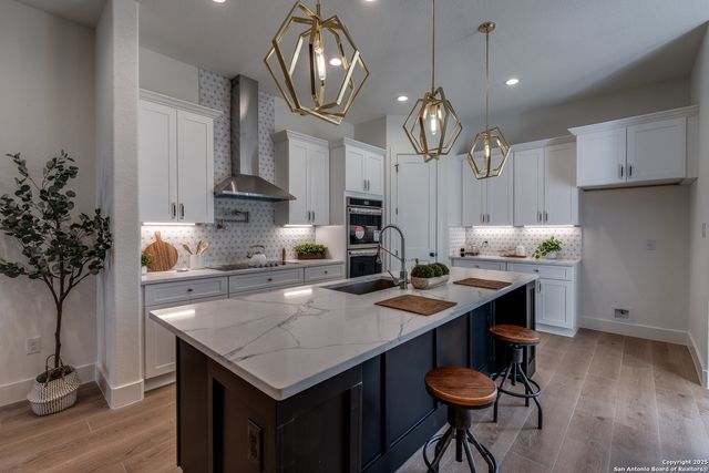 115 Dowdy, San Antonio, TX 78204
