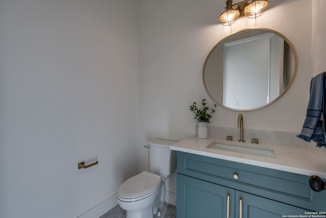 115 Dowdy, San Antonio, TX 78204