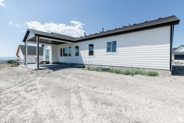 124 N 1140 E, Hyde Park, UT 84318