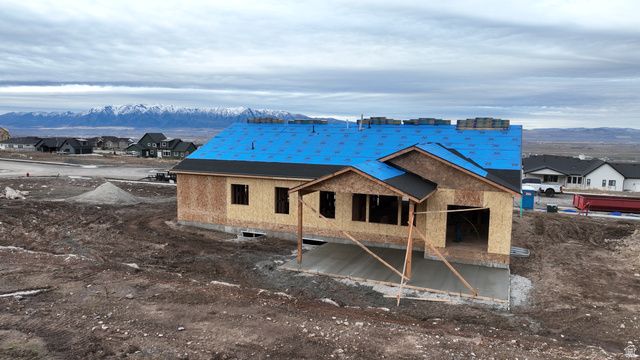 124 N 1140 E, Hyde Park, UT 84318