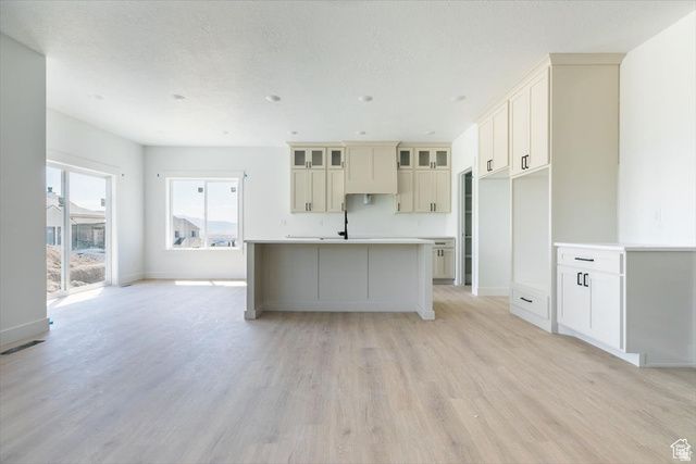 124 N 1140 E, Hyde Park, UT 84318