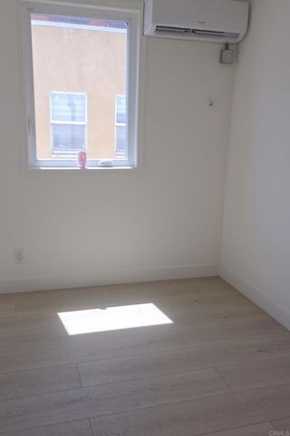144 S Kenmore Avenue, Los Angeles, CA 90004