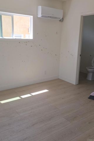 144 S Kenmore Avenue, Los Angeles, CA 90004