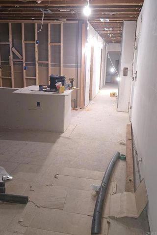 144 S Kenmore Avenue, Los Angeles, CA 90004