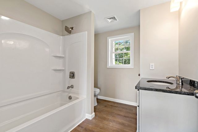 25 Bumblebee Dr, Plymouth, MA 02360