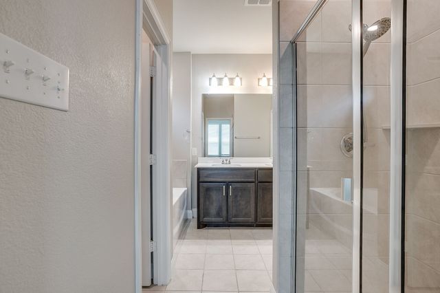 1448 Eagle Nest Drive, Pelican Bay, TX 76020