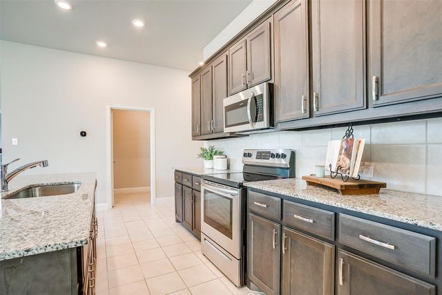 1448 Eagle Nest Drive, Pelican Bay, TX 76020