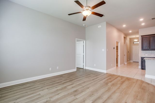 1448 Eagle Nest Drive, Pelican Bay, TX 76020
