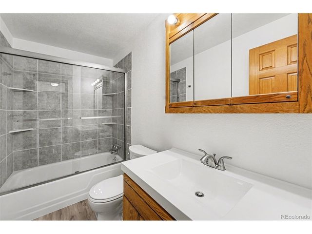 971 S Arbutus St, Lakewood, CO 80228