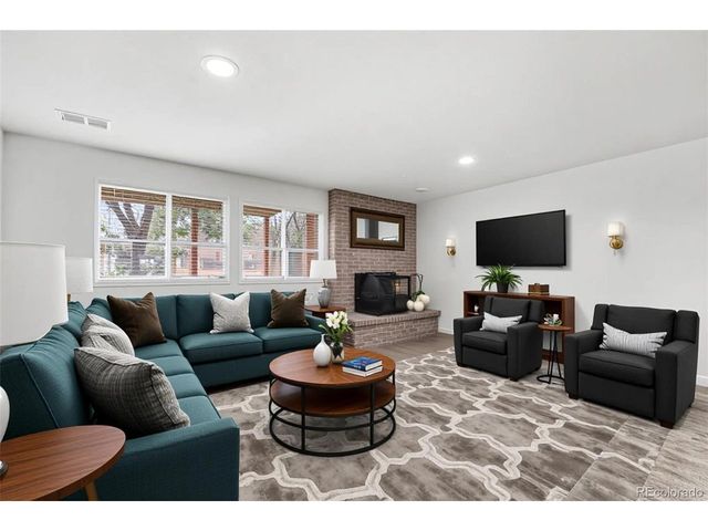 971 S Arbutus St, Lakewood, CO 80228