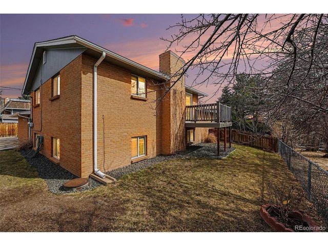 971 S Arbutus St, Lakewood, CO 80228