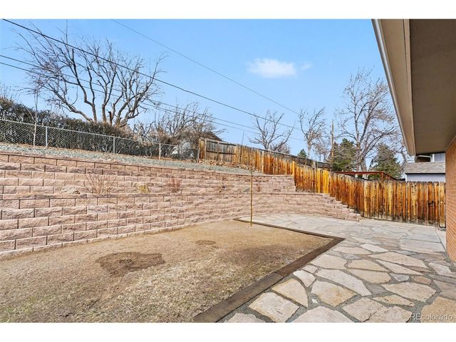 971 S Arbutus St, Lakewood, CO 80228