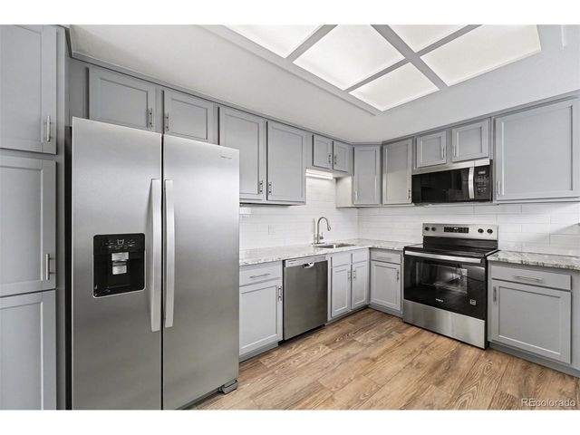 971 S Arbutus St, Lakewood, CO 80228