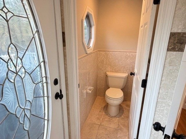 10 Crestwood Rd, North Reading, MA 01864