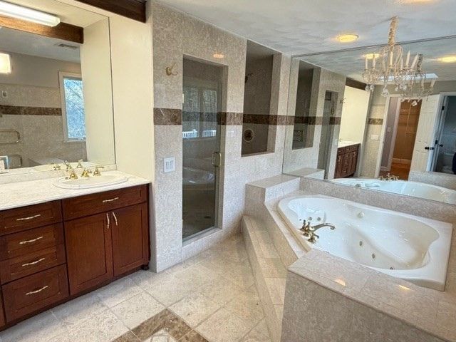 10 Crestwood Rd, North Reading, MA 01864