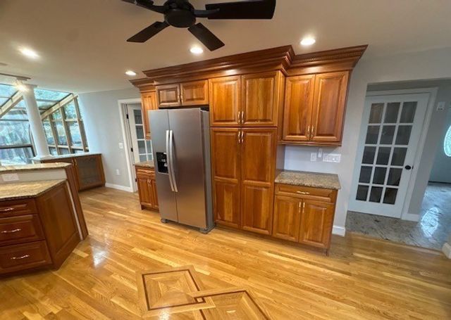 10 Crestwood Rd, North Reading, MA 01864