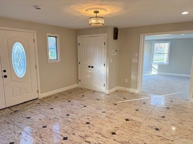 10 Crestwood Rd, North Reading, MA 01864
