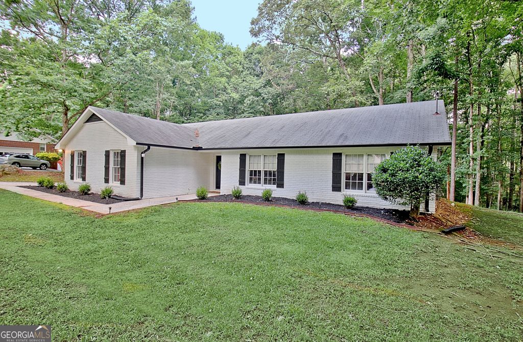 140 Wendell Court, Fayetteville, GA 30215