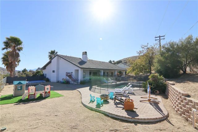 7525 Whitney, Yucca Valley, CA 92284