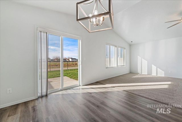 3069 N Saratov Way, Kuna, ID 83634