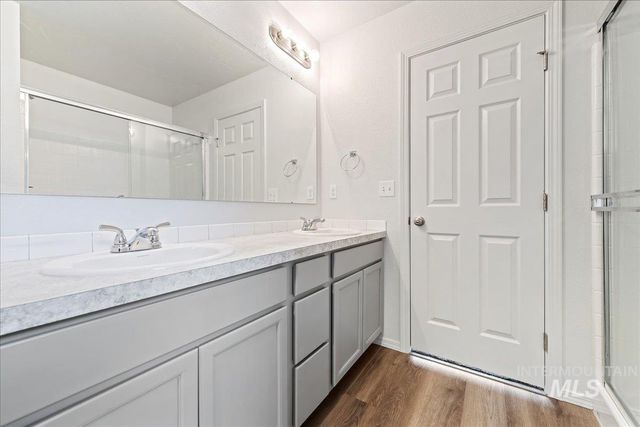 3069 N Saratov Way, Kuna, ID 83634