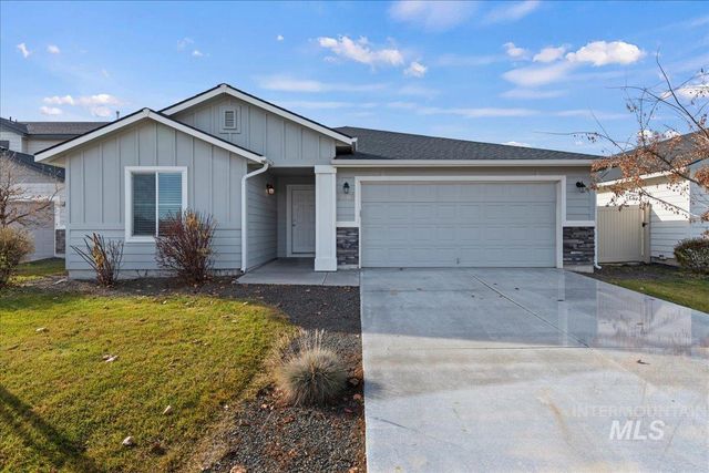 3069 N Saratov Way, Kuna, ID 83634
