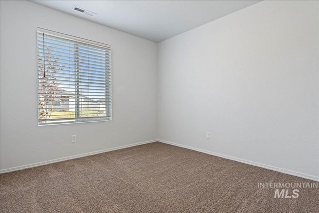 3069 N Saratov Way, Kuna, ID 83634