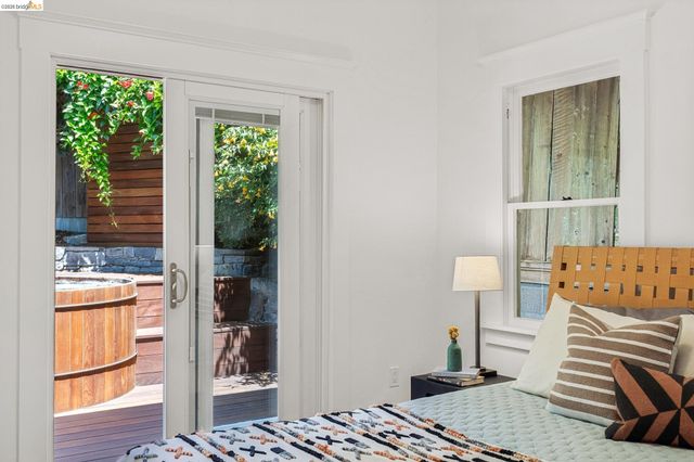 2019 Del Norte, Berkeley, CA 94707