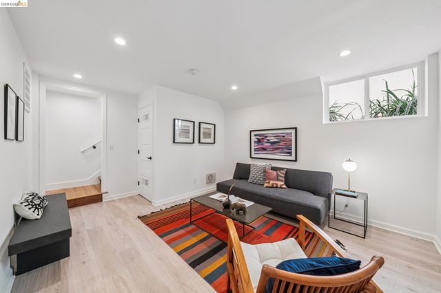 2019 Del Norte, Berkeley, CA 94707