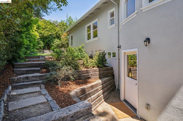 2019 Del Norte, Berkeley, CA 94707