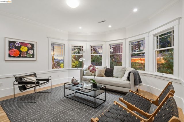 2019 Del Norte, Berkeley, CA 94707