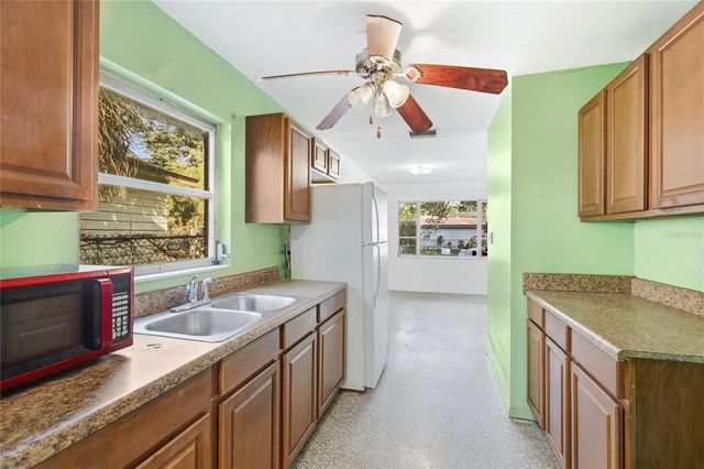 2175 LEON AVENUE, Sarasota, FL 34234