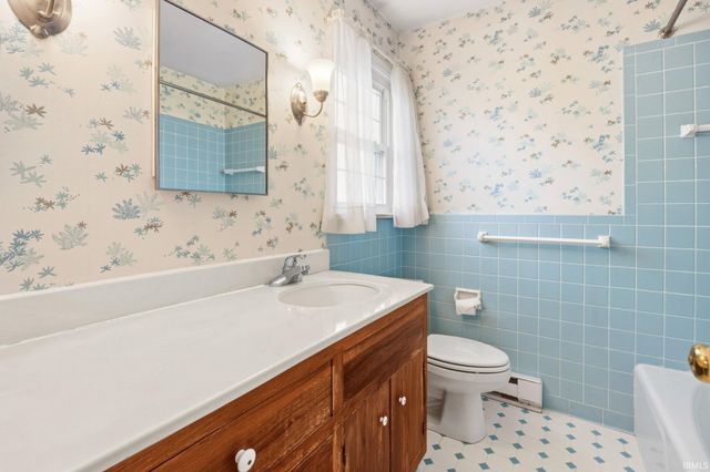 107 Valleyview Court, West Lafayette, IN 47906