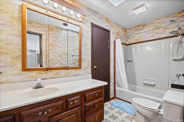 107 Valleyview Court, West Lafayette, IN 47906