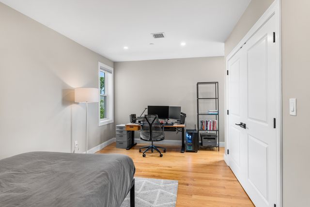 170 Bradford St 3, Everett, MA 02149