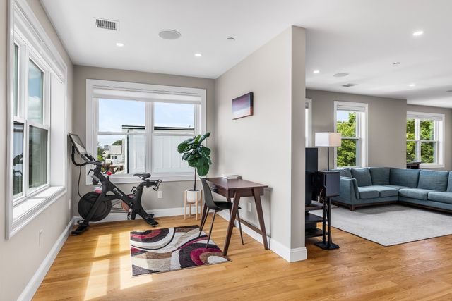 170 Bradford St 3, Everett, MA 02149