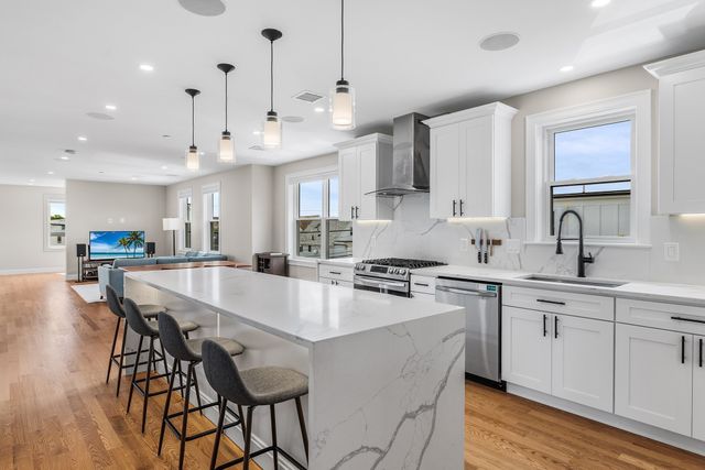 170 Bradford St 3, Everett, MA 02149