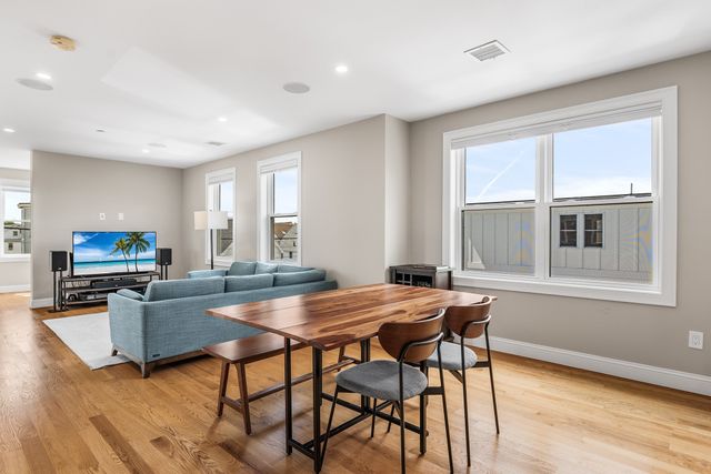 170 Bradford St 3, Everett, MA 02149