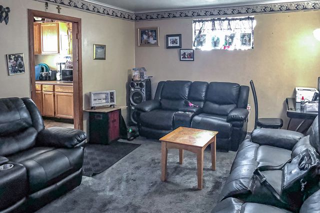 12601 S BISHOP Street, Calumet Park, IL 60827