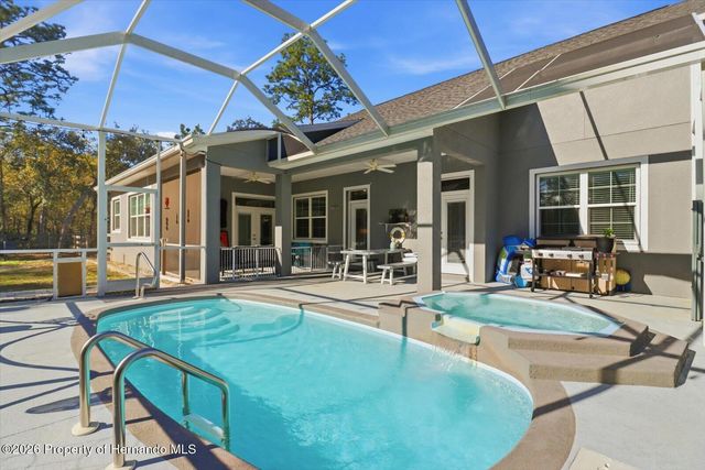 16146 Magnolia Warbler Road, Weeki Wachee, FL 34614