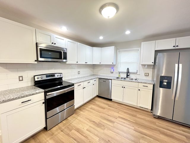907 Idlewild Dr, Madison, TN 37115