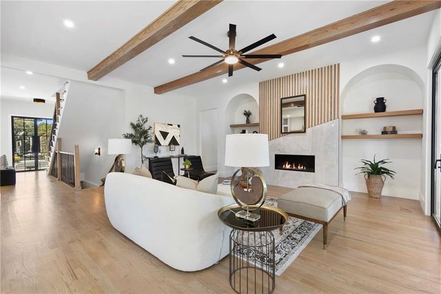 1857 Defoor NW Avenue, Atlanta, GA 30318