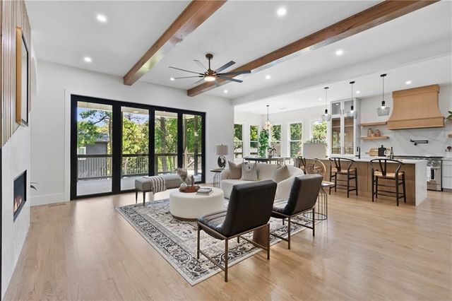 1857 Defoor NW Avenue, Atlanta, GA 30318