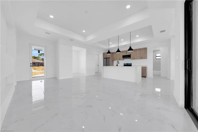 1205 W 11th ST, Lehigh Acres, FL 33972