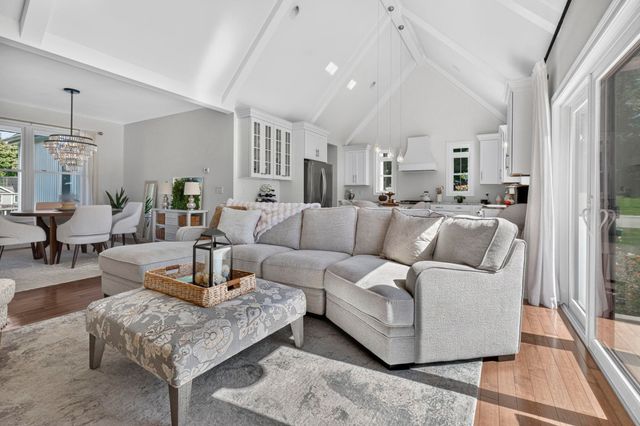 4 Ray Emma Drive, Epping, NH 03042